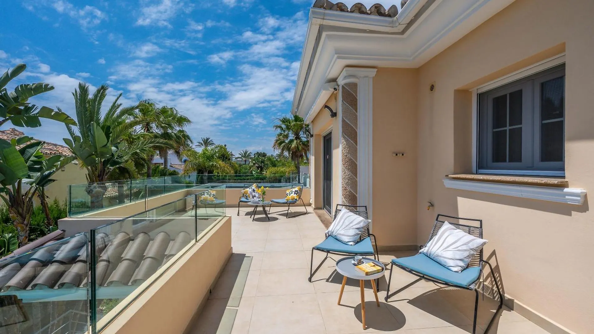 Beachfront Villa With Sea Views & Private Pool Marbella 0*,  Spain